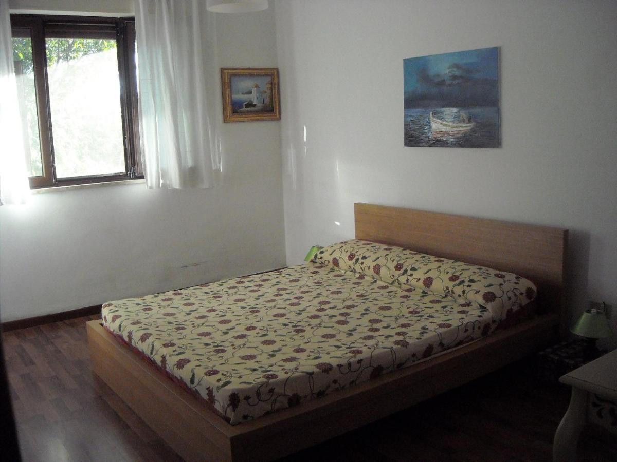 Apartment In A Villa A Mondello Εξωτερικό φωτογραφία