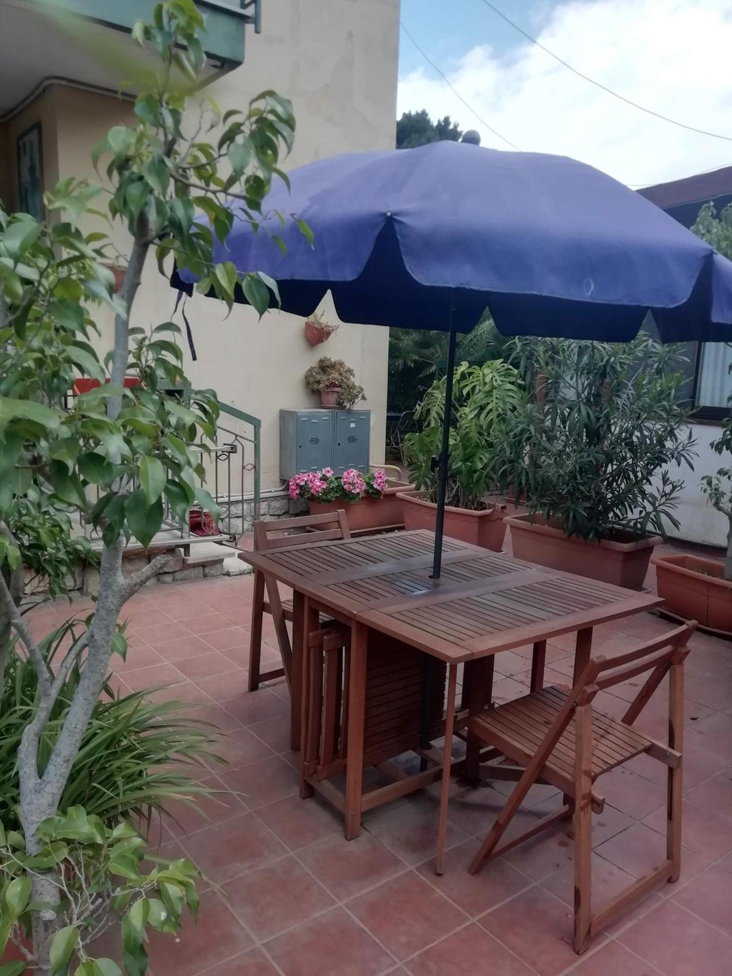 Apartment In A Villa A Mondello Εξωτερικό φωτογραφία