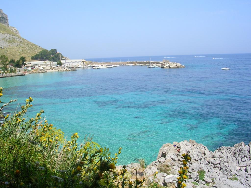 Apartment In A Villa A Mondello Εξωτερικό φωτογραφία